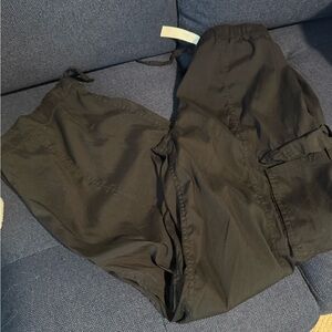 Lululemon Black Lightweight Adjustable Mid-Rise Cargo Pant